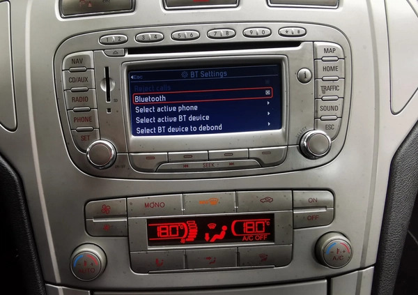 Ford Mondeo cena 21900 przebieg: 178214, rok produkcji 2010 z Katowice małe 301
